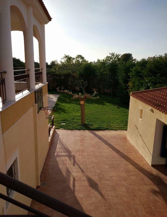 Relaxing Villa With Swimming Pool And Garden Agios Georgios (Attica) Exterior foto